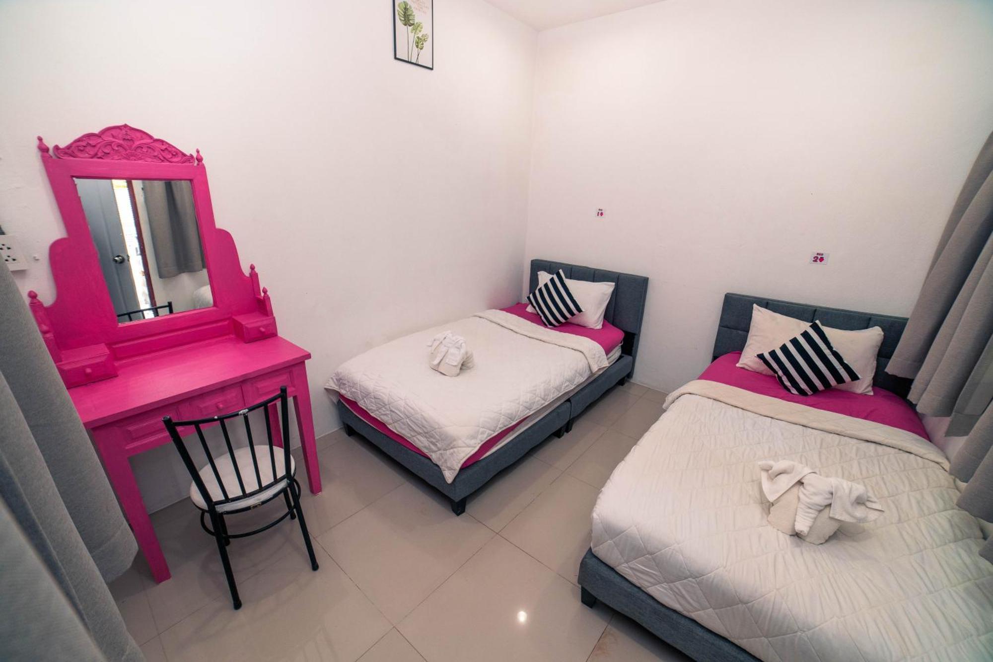 Arena Boutique Hotel Female Only Thong Sala Esterno foto
